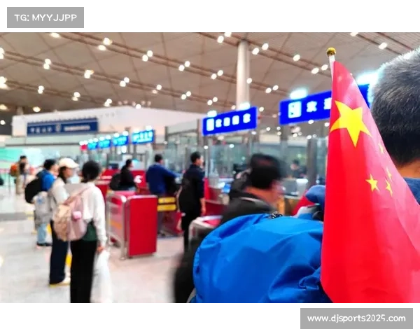 中国粉丝包机赴沙特打破规模纪录 中国粉丝包机赴沙特打破规模纪录